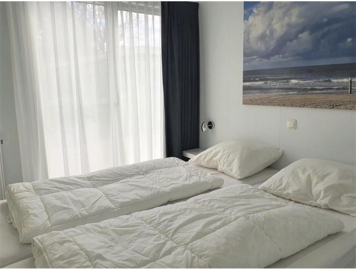 Knus Chalet Heidebloem Putten Kültér fotó